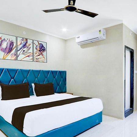 Hotel O Pr Grand Khammam ภายนอก รูปภาพ