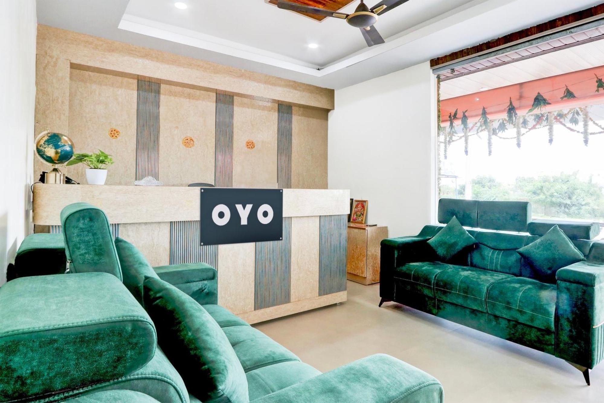Hotel O Pr Grand Khammam ภายนอก รูปภาพ