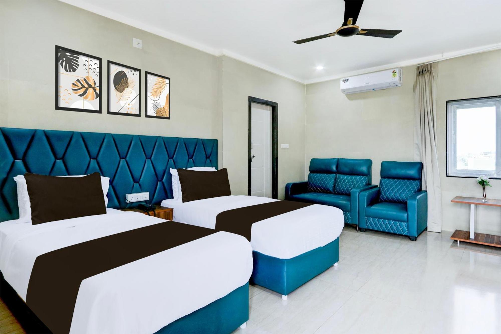 Hotel O Pr Grand Khammam ภายนอก รูปภาพ