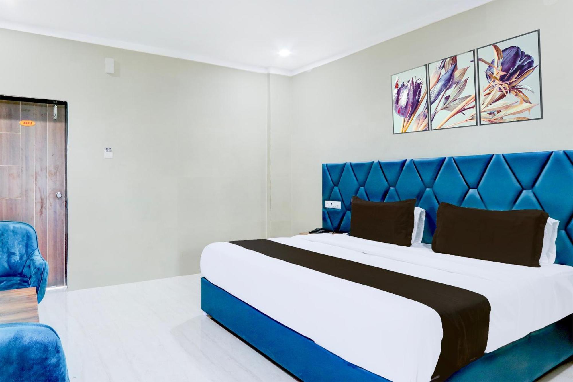 Hotel O Pr Grand Khammam ภายนอก รูปภาพ