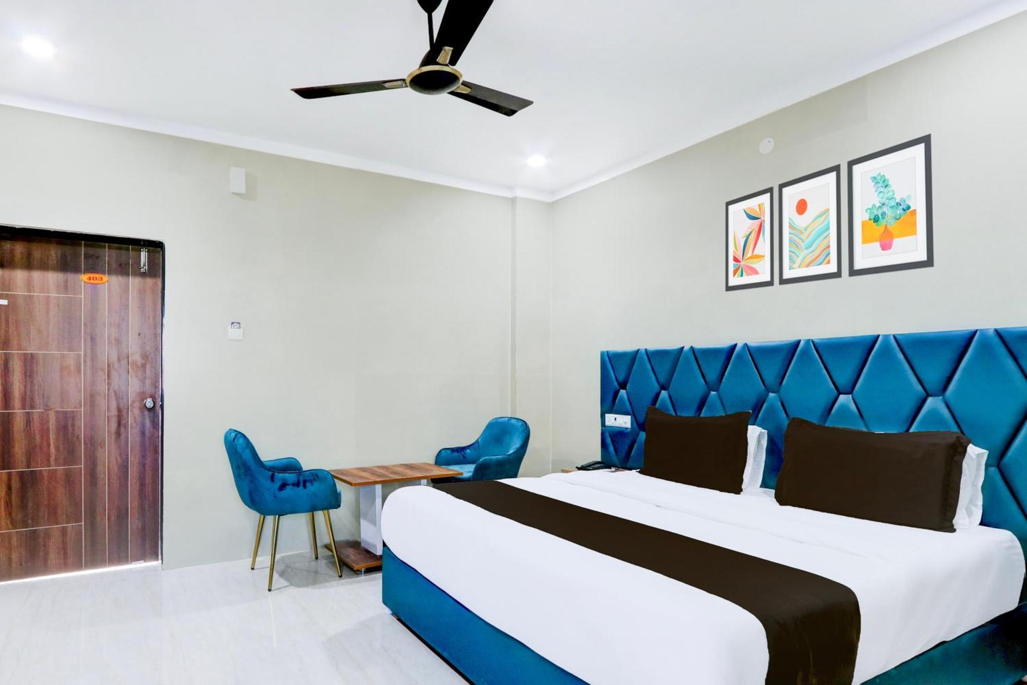 Hotel O Pr Grand Khammam ภายนอก รูปภาพ